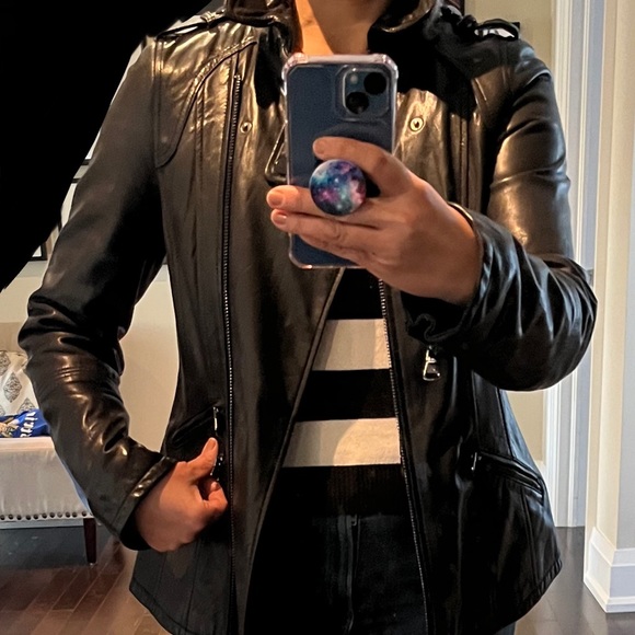 Mackage Fitted Black Leather Moto Jacket - size M - Picture 6 of 12